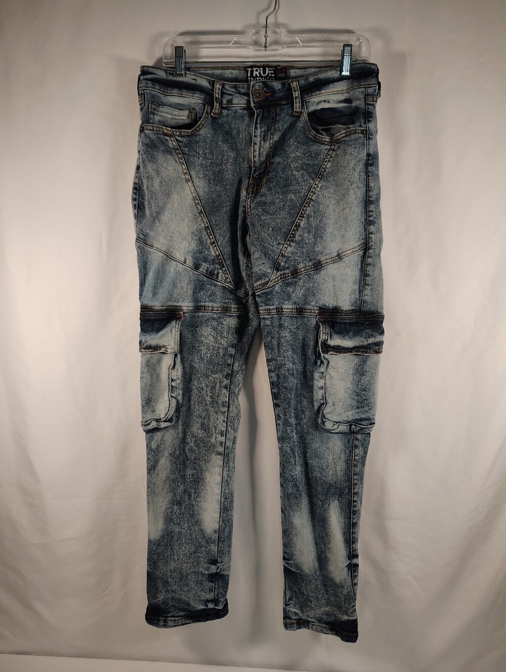 Men's Jeans"True Indigo"  Slim Straight Washed Blue Cargo Jeans Size 32 X 30